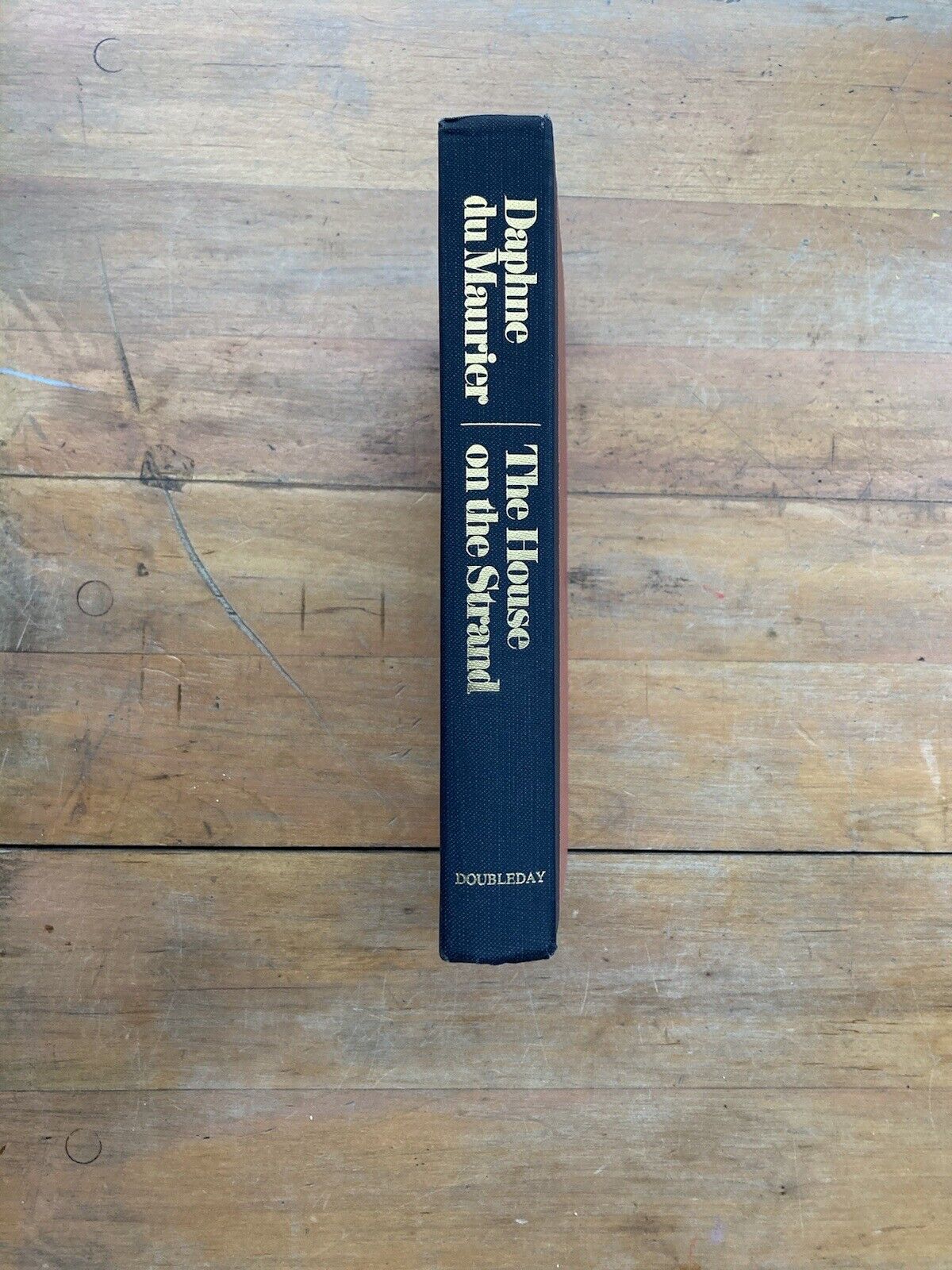 The House on the Strand by Daphne du Maurier. BCE. 1969.