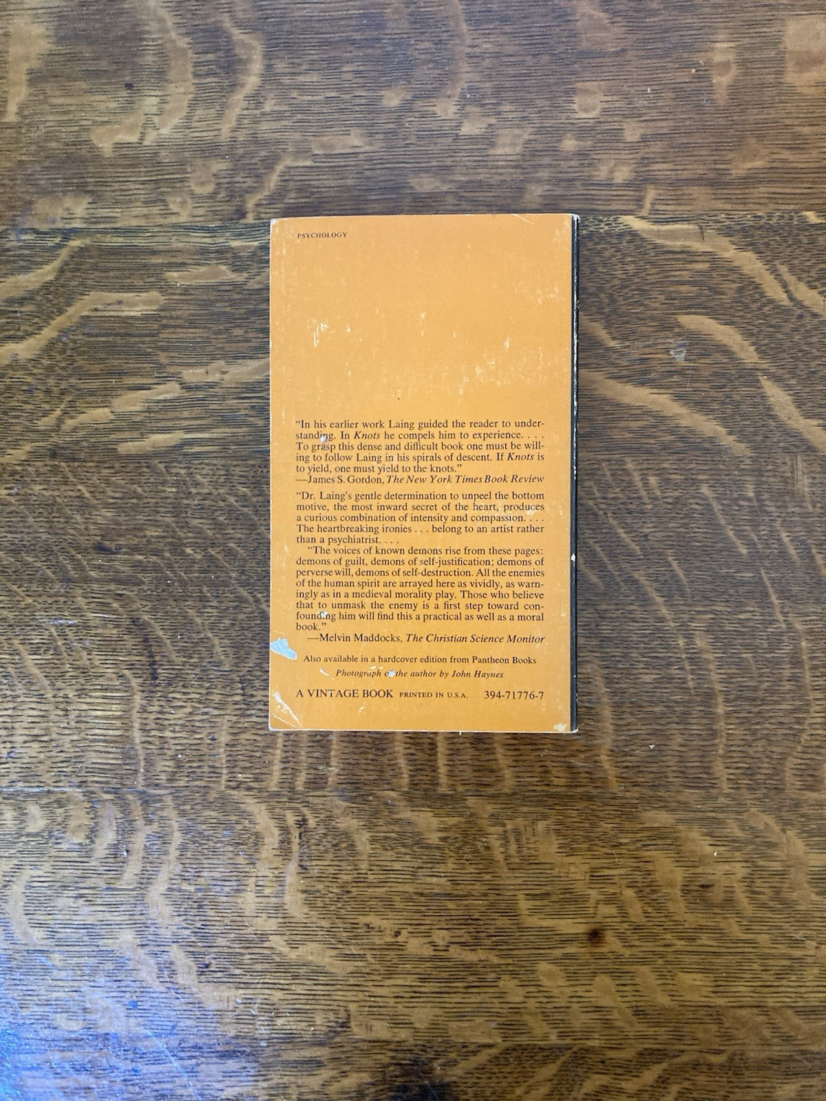 Knots by R.D. Laing. Vintage Books Edition. 1972.