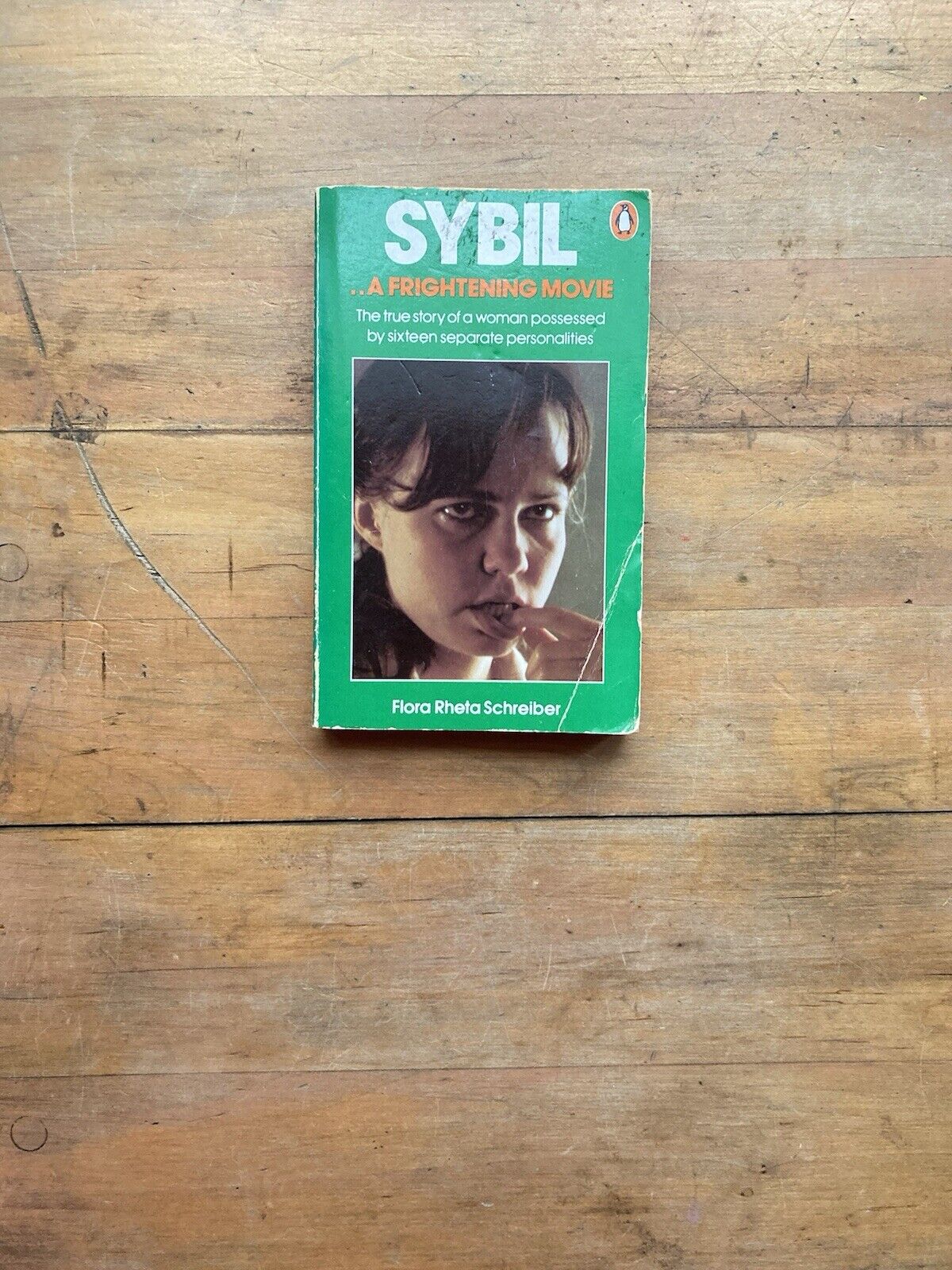 Sybil by Flora Rheta Schreiber. Penguin Books. 1974.