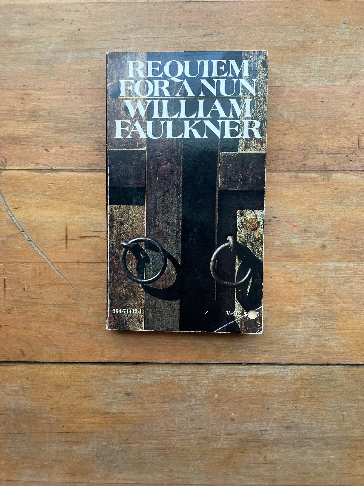 Requiem for a Nun by William Faulkner. Vintage Books Edition. 1975.