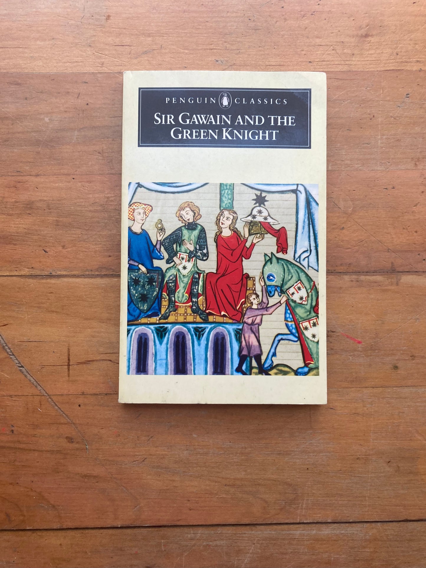 Sir Gawain and the Green Knight. Penguin Classics. Made and printed in Great Britain. 1988.