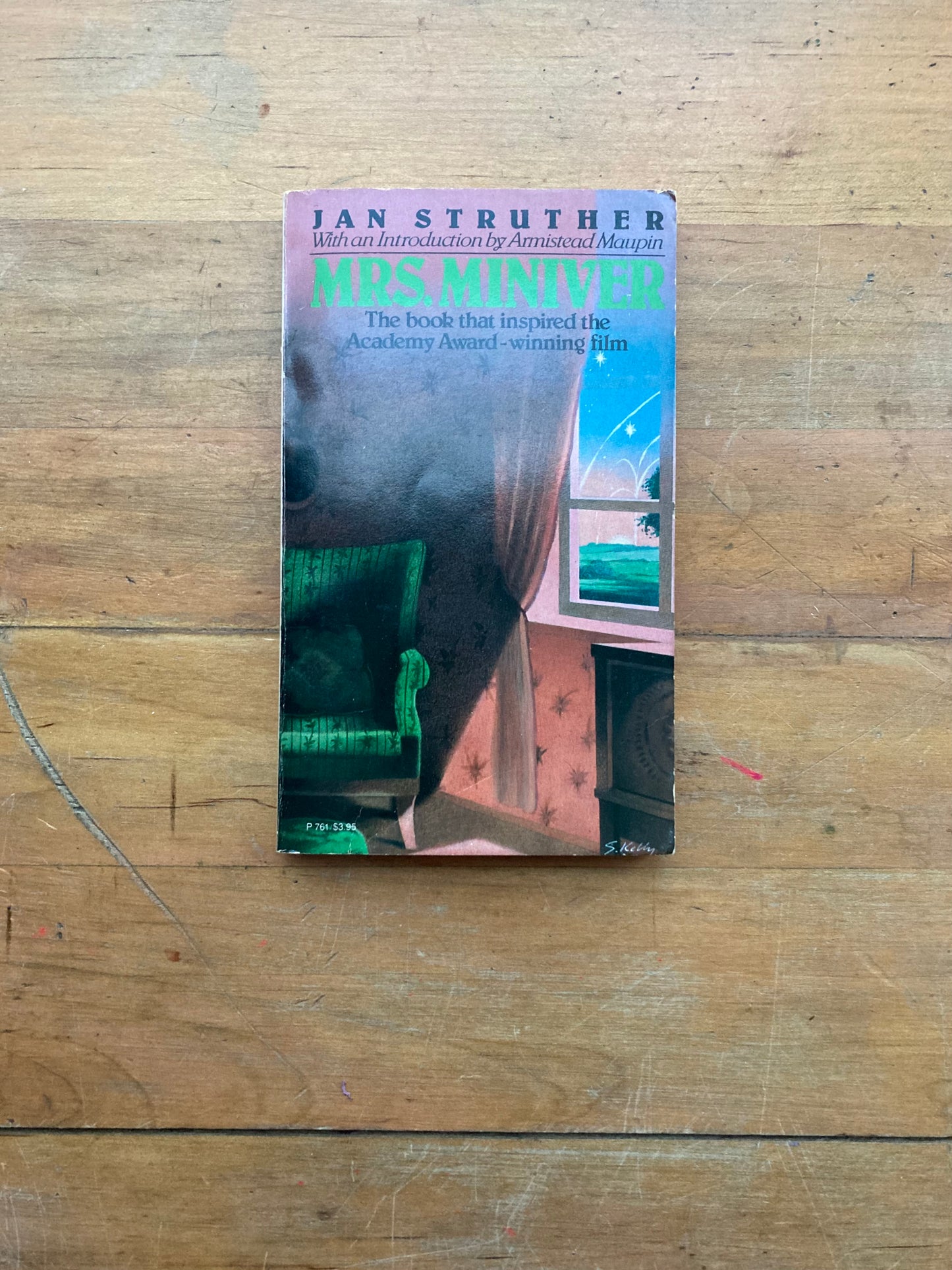 Mrs. Miniver by Jan Struther. Perennial Library. 1985.