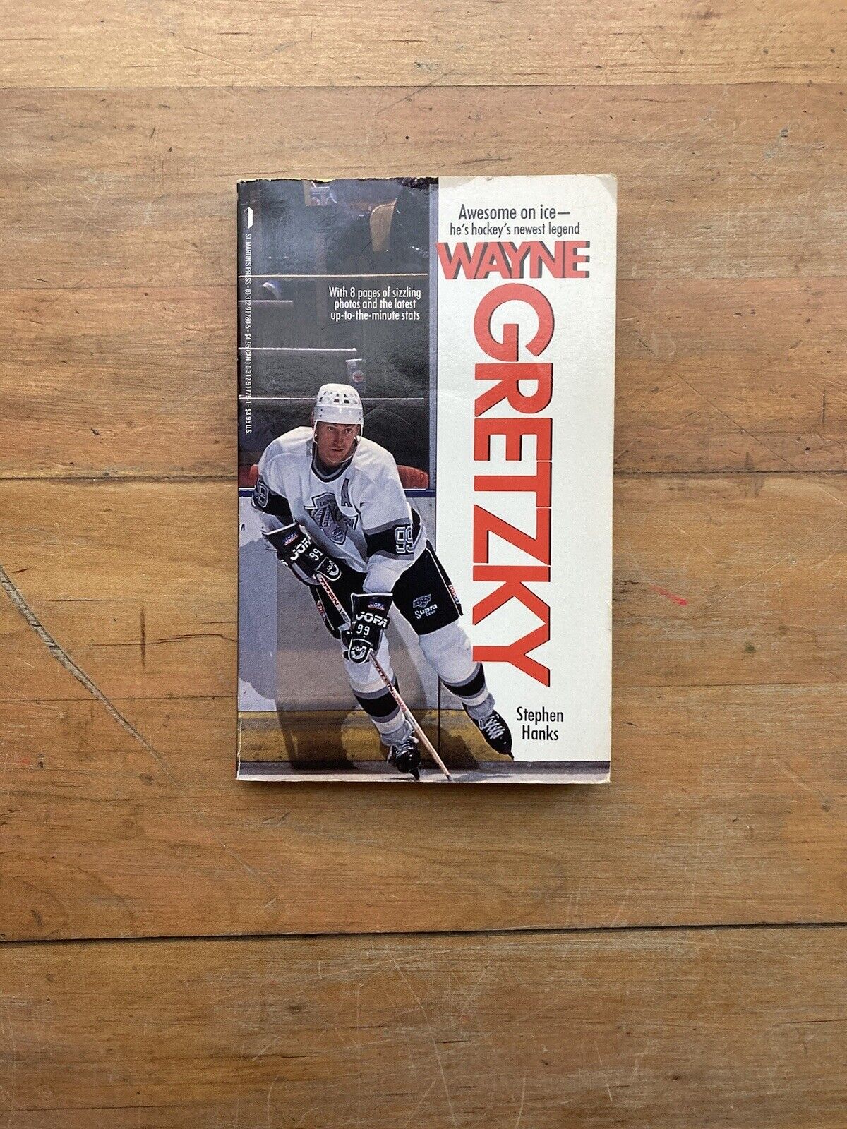 Wayne Gretzky by Stephen Hanks. St. Martin’s Press. 1990.