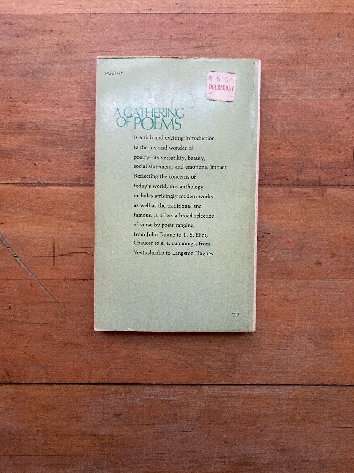 A Gathering of Poems. A Washington Square Press Edition. 1969.