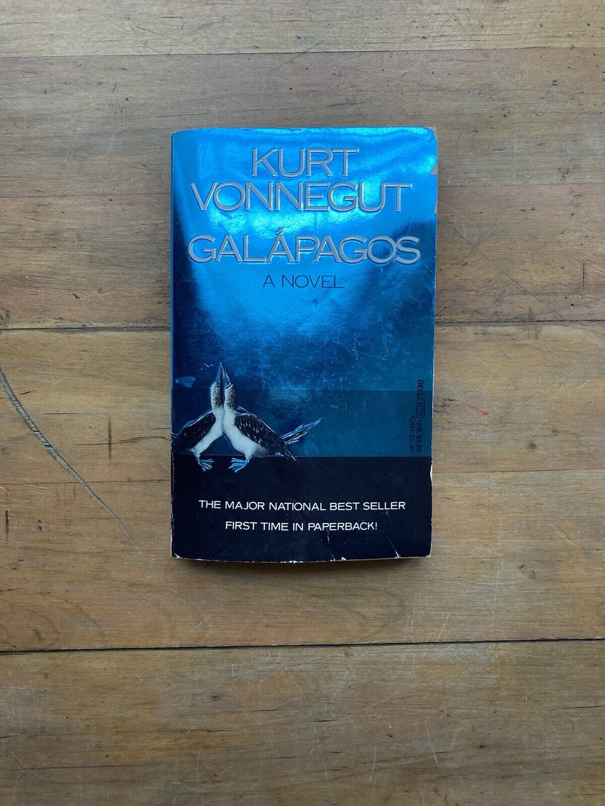 Galápagos by Kurt Vonnegut. Dell Publishing Company. 1986.