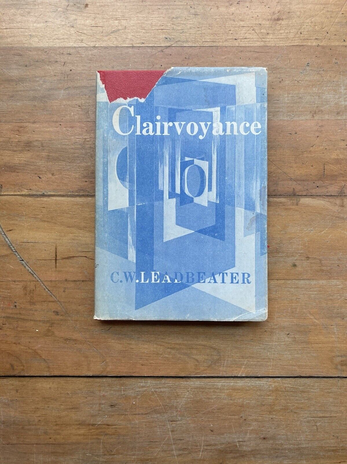 Clairvoyance by C.W. Leadbeater. The Theosophical House. 1978.