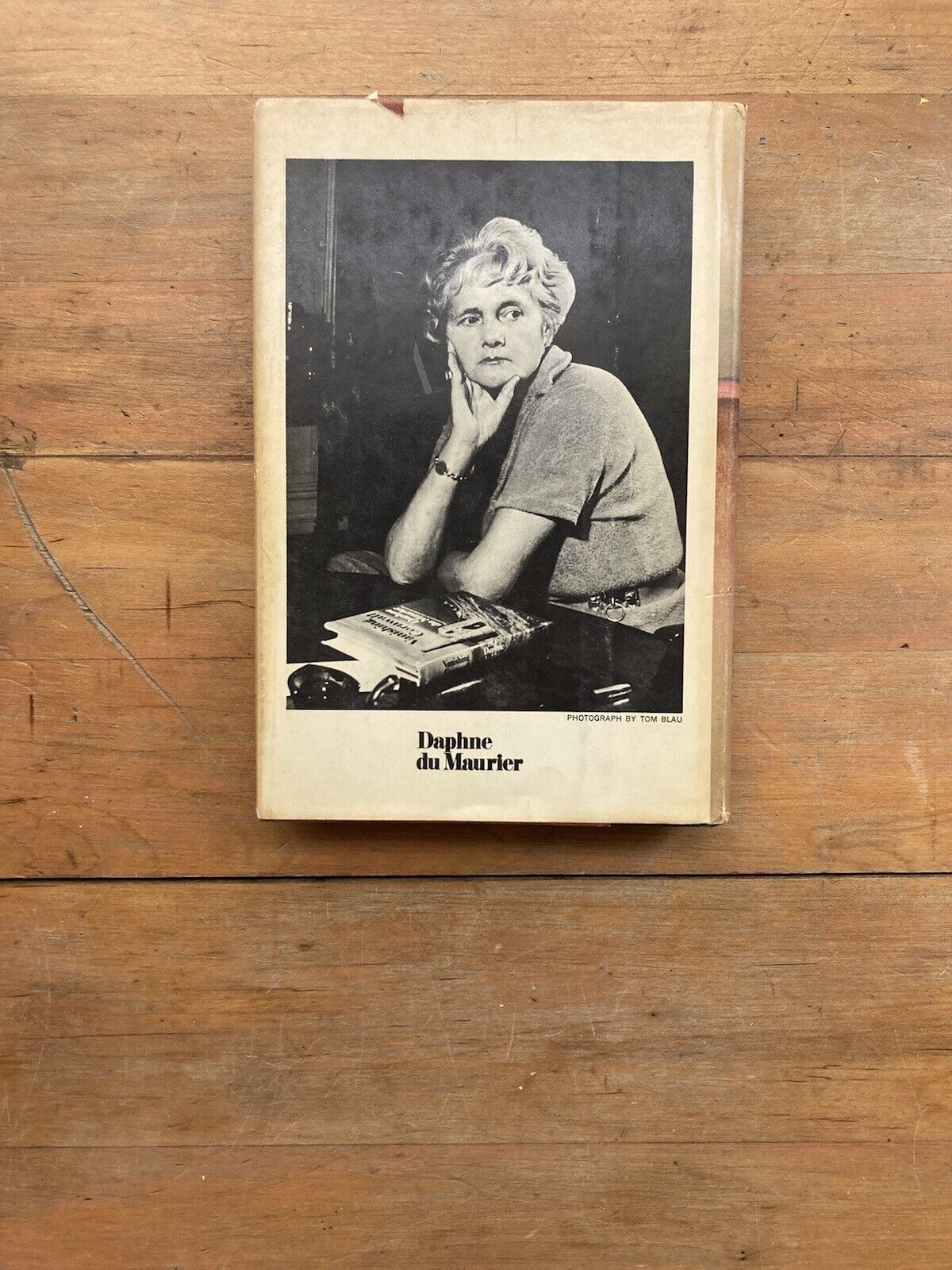 The House on the Strand by Daphne du Maurier. BCE. 1969.