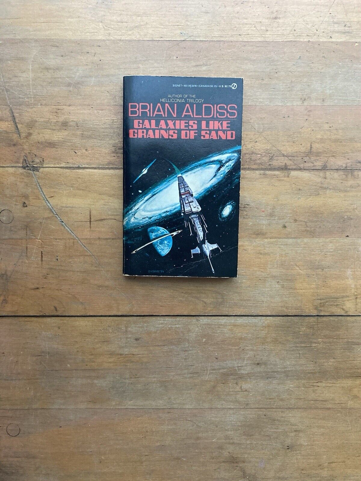 Galaxies like Grains of Sand by Brian Aldiss. Signet Books. Later printing.