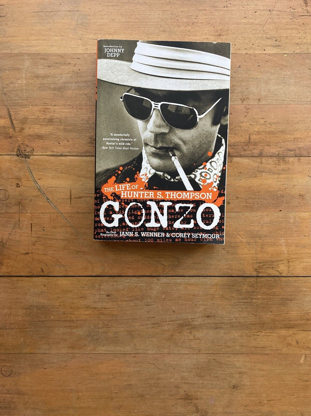 Gonzo: The Life of Hunter S. Thompson. Back Bay Books. 2008.