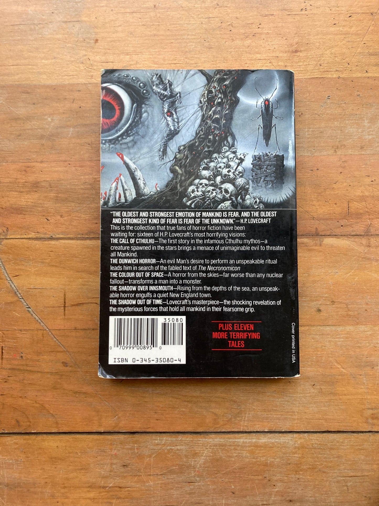 The Best of H.P. Lovecraft: Bloodcurdling Tales of Horror and the Macabre. A Del Rey Book.